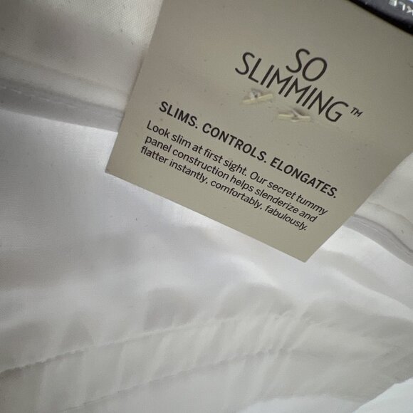 Chicos So Slimming White Pants Size 14 NWT Stretch Cuffed Zipper Button Pockets - Picture 7 of 9